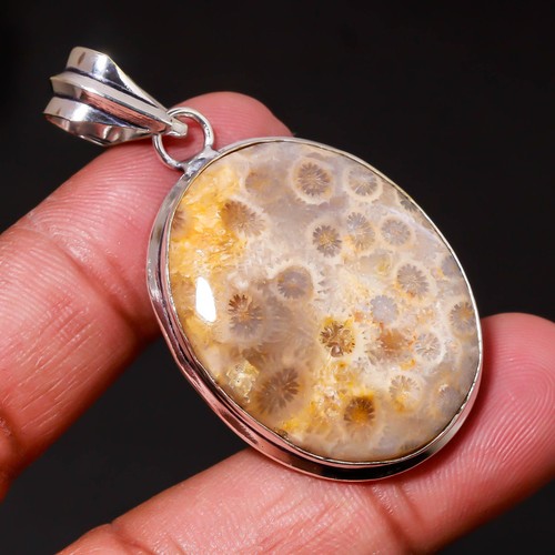 Fossil coral pendant in - coral, 2.1